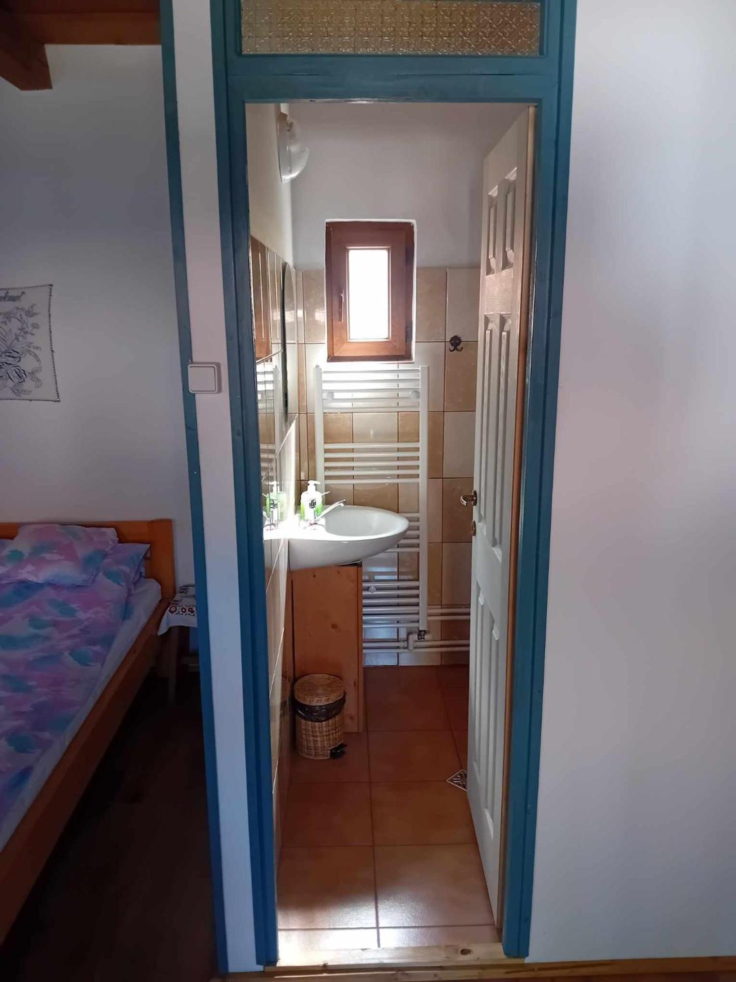 Biro Vendeghaz Hotel Sòvàrad Екстериор снимка